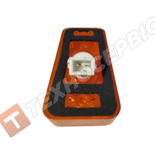 1329718 Ліхтар габаритний боковий жовтий для DAF Renault Volvo Iveco